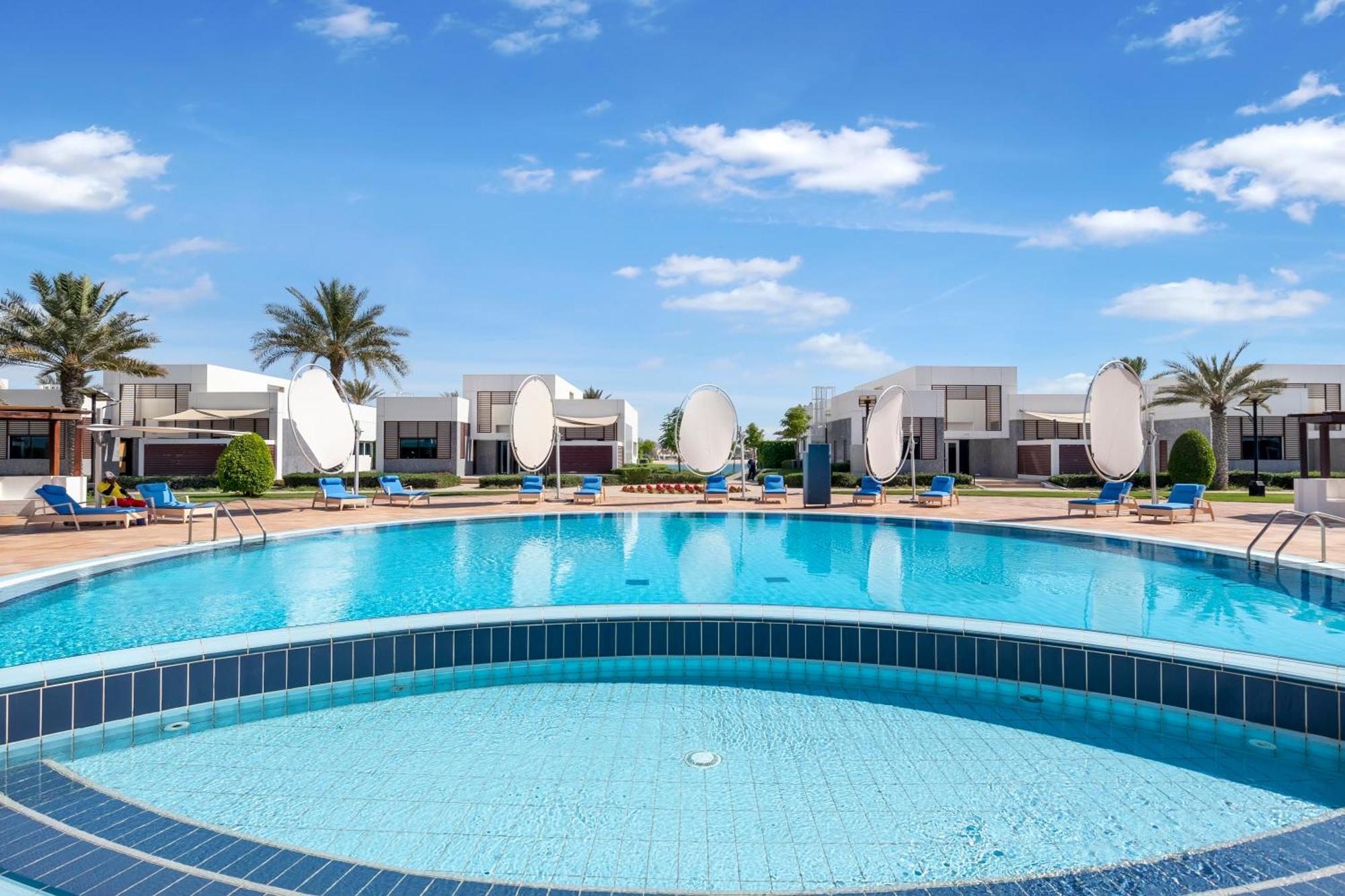 Fam Living - Sarai Beach Villas - Palm Jumeirah - Families Only Dubaï Extérieur photo